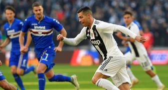 Ronaldo brace gives Juve contentious win
