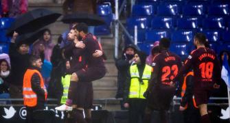 Football Briefs: Pique could face punishment for Espanyol celebration