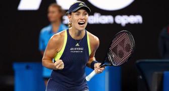 Aus Open: Kerber thrashes Sharapova to reach fourth round