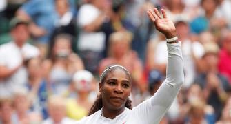 Wimbledon: Serena powers past qualifier into third round