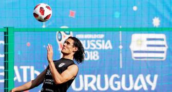 Uruguay tight-lipped on Cavani injury before France clash