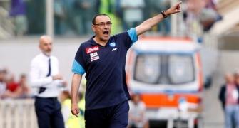 Former Napoli manager Sarri replaces Conte at Chelsea