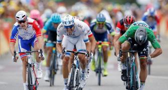 Tour de France: Sagan wins third stage, Thomas retains overall lead
