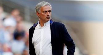 Manchester United are not a team, says Mourinho