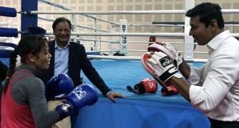 WATCH: Mary Kom trades punches with Sports minister Rathore