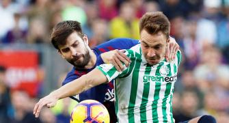 Another loss but Pique asks Barca fans not to worry