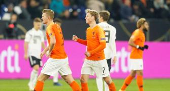 UEFA Nations League: Late goals earn Dutch spot in finals