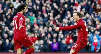 EPL PHOTOS: Mane, Salah propel Liverpool to top