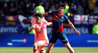 La Liga: Makeshift Barca draw with Huesca