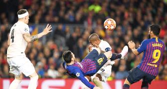 Messi scores first time in six years in CL quarters