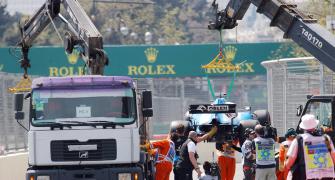 F1: Loose drain cover wrecks Williams practice in Baku