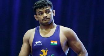 Deepak becomes 1st Indian jr world champ in 18 years