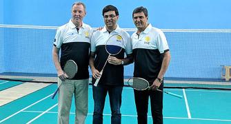PIX: Legends Padukone, Frost on court with chess great Vishy!