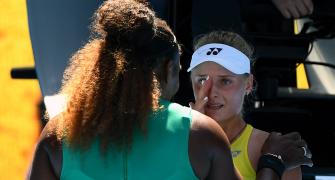 PHOTOS: Serena consoles Ukrainian teen after win