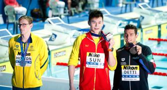 Horton hailed for podium protest at Swimming Worlds