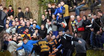 Up'ards vs Down'ards: The crazy 'royal' football match