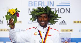 Sports Shorts: Bekele wins Berlin marathon