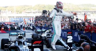 F1 PIX: Hamilton wins in Russia to end Ferrari's run