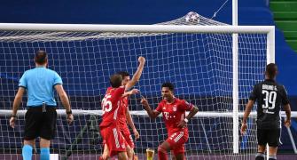 Gnabry brace sends Bayern into Champions League final