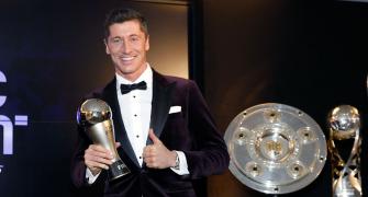 Bayern's Lewandowski wins FIFA Best Player Award