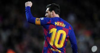 'I admire you very much': Pele congratulates Messi