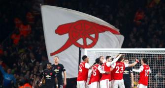 EPL Photos: Arsenal overpower United, Spurs lose