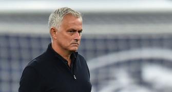 Football Extras: Mourinho defends Kane's record