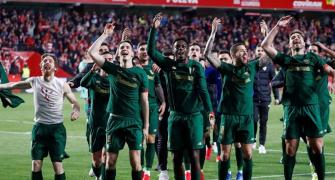 Spain agrees to clubs' request to play final with fans