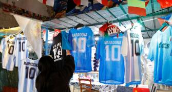 Should FIFA retire No 10 shirt after Maradona's death?