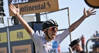 Tour de France: Pogacar beats Roglic to win Stage 15