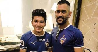 SEE: How Dhoni inspires young footballer