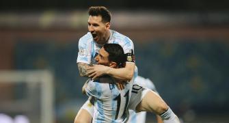 Copa America: Argentina beat Ecuador to enter semis