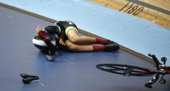 CWG: Cyclist Meenakshi crashes, run over by opponent