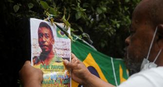Brazil mourns loss of 'King' Pele