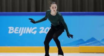Winter Olympics: Russian Valieva cleared to compete