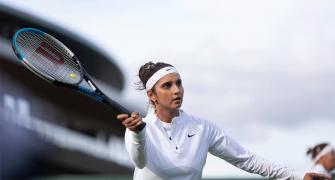 Wimbledon: Sania crashes out of women's doubles