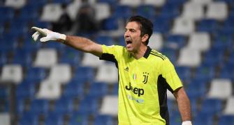 Buffon hangs up gloves after illustrious career