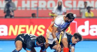 Asian CT: India's title hopes dashed; Pakistan winless