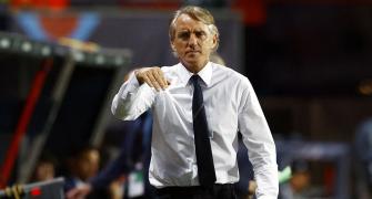 Mancini quits as Italy's football coach
