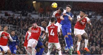 EPL: Arsenal miss out on top spot