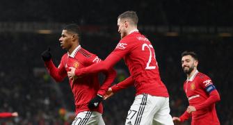 PIX! Manchester United crush Real Betis