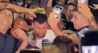 Like Sachin, Messi Mobbed In Argentina
