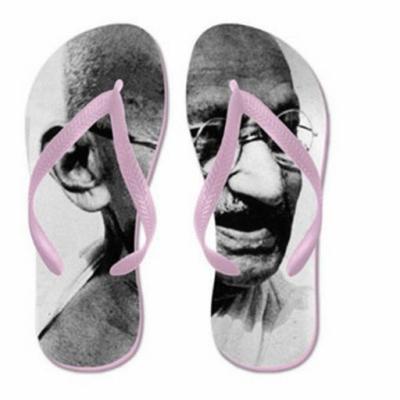 15gandhi-chappal.jpg