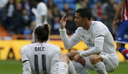 Real Madrid's Bale suffers injury