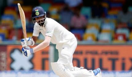 Will Vijay make a comeback at Rahul's expense for Aus tour?