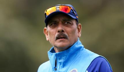 India Head Coach Shastri tests positive for COVID-19