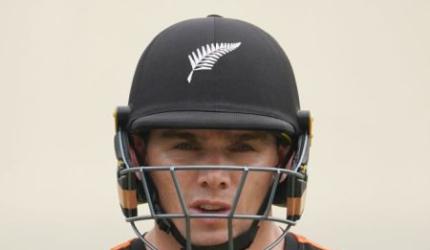 New Zealand sweat on ailing Williamson and Nicholls