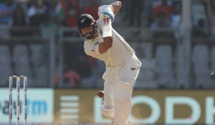 Mitchell 'took cue from Mayank' to counter India's spin