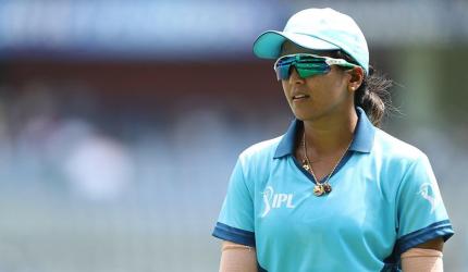 After mother's death, cricketer Veda loses sister 