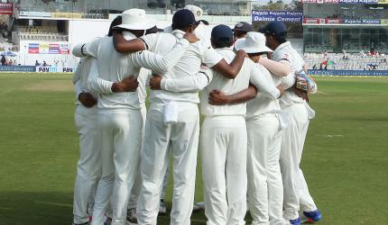 BCCI in soup over 'halal meat' mandate for Team India